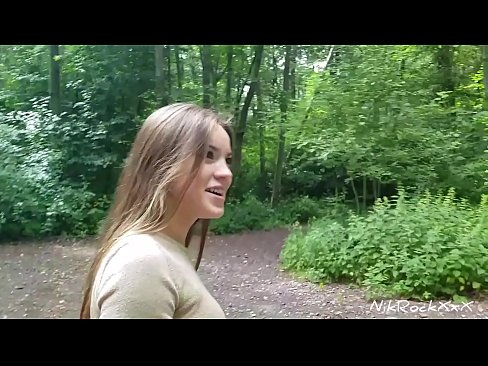 ❤️ Evelinari toki publiko batean izorratzen genuela proposatu nion! Baietz esan zuen. Orduan ipurdian izorratu eta ahoan esperma. Orduan bere burua haserretu zen. Azal pornoa %eu.vegasservice.ruan ❌️❤