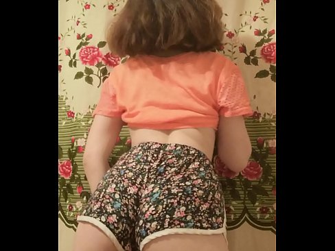 ❤️ Neska gazte sexy galtzak kentzen kameraren aurrean Azal pornoa %eu.vegasservice.ruan ❌️❤